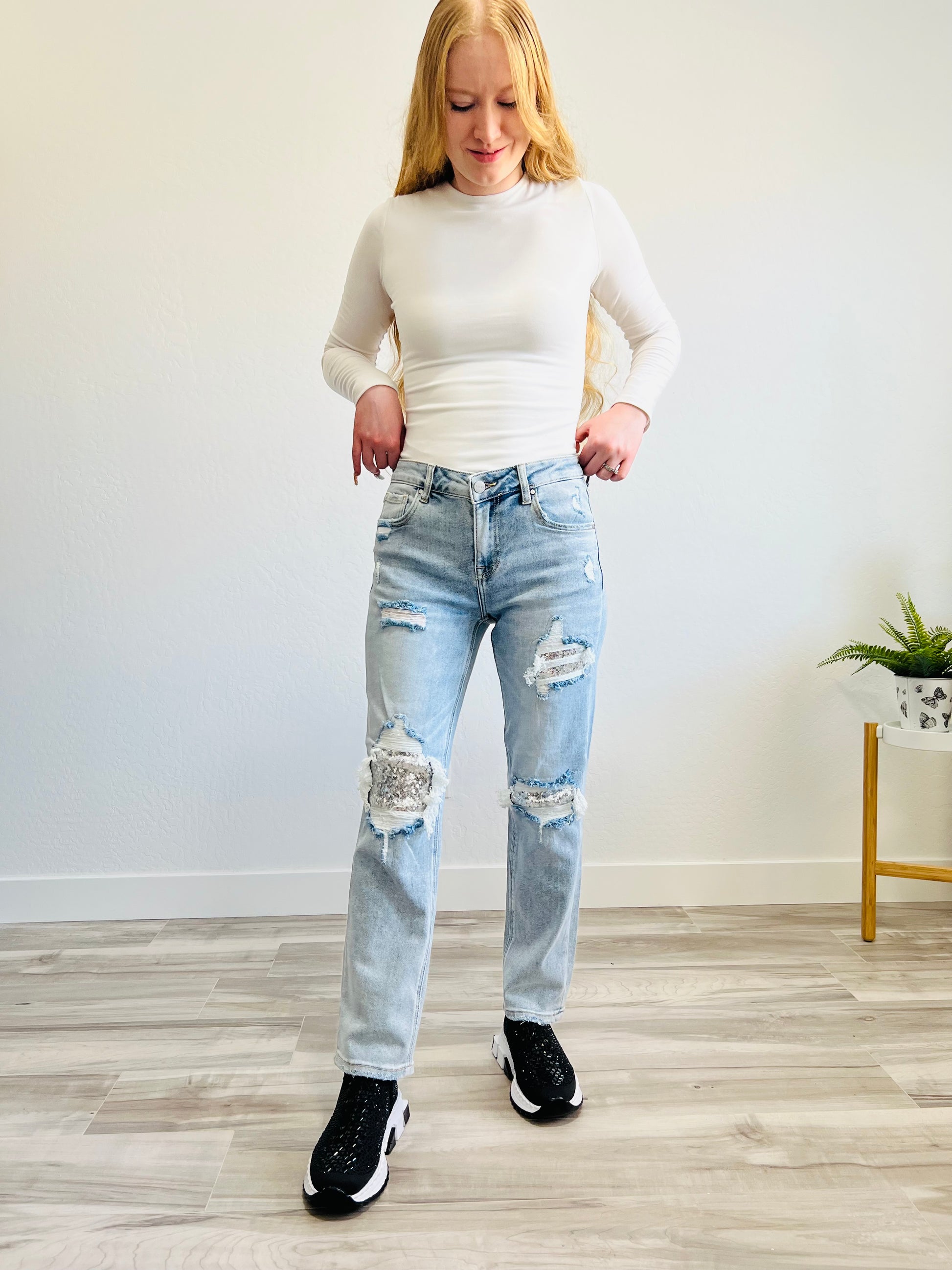 Starry Embrace Jeans - DoseOFashion Boutique