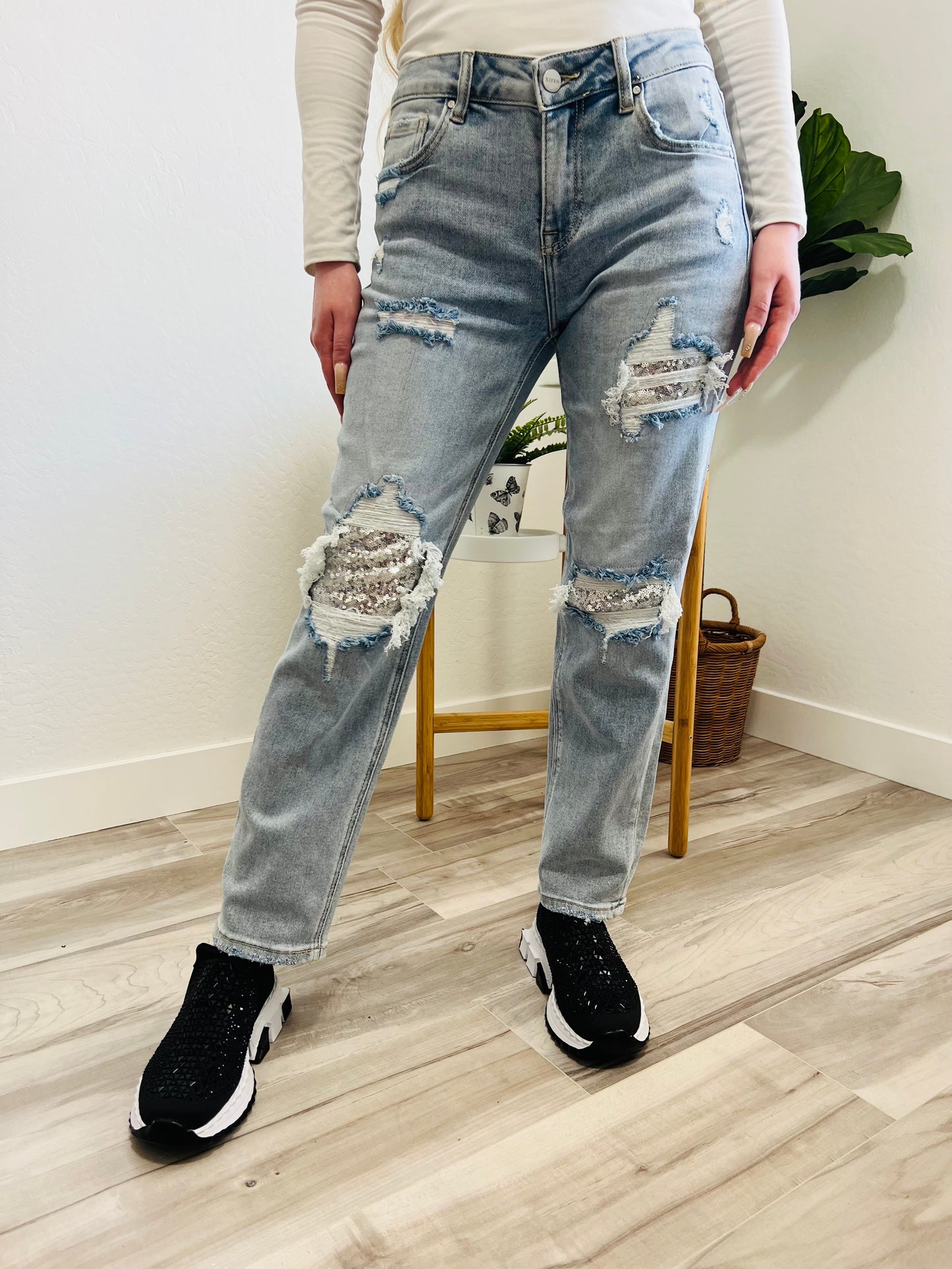 Starry Embrace Jeans - DoseOFashion Boutique