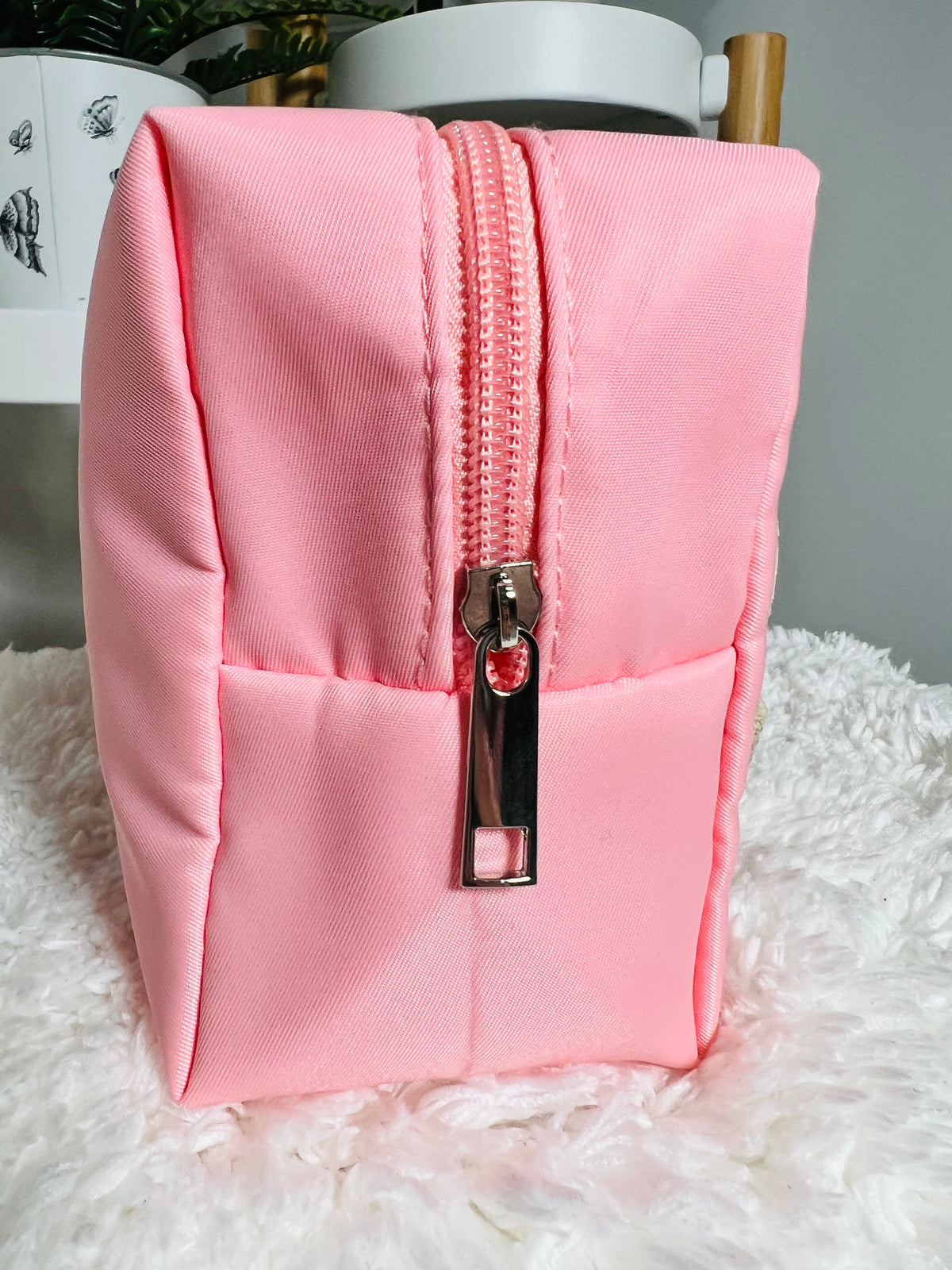 STUFF Rhinestone bag ( Light Pink ) - DoseOFashion Boutique