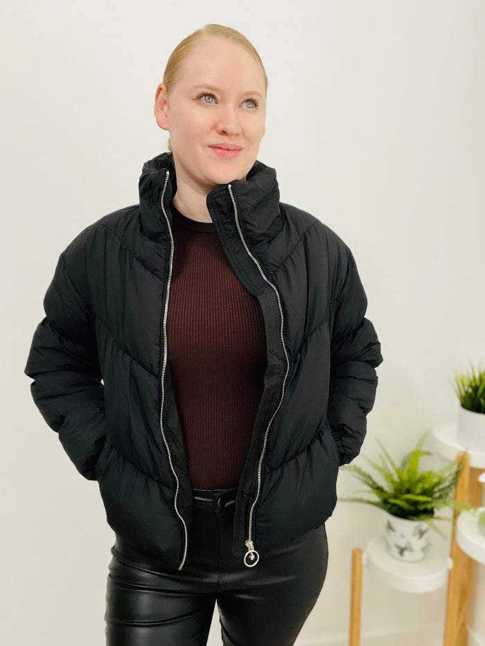 Cuddle Me Puffer Jacket (Black) - DoseOFashion Boutique